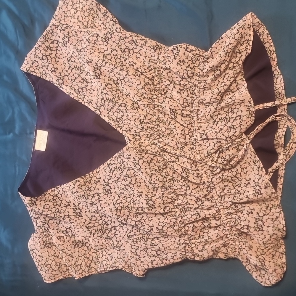 abound crop top